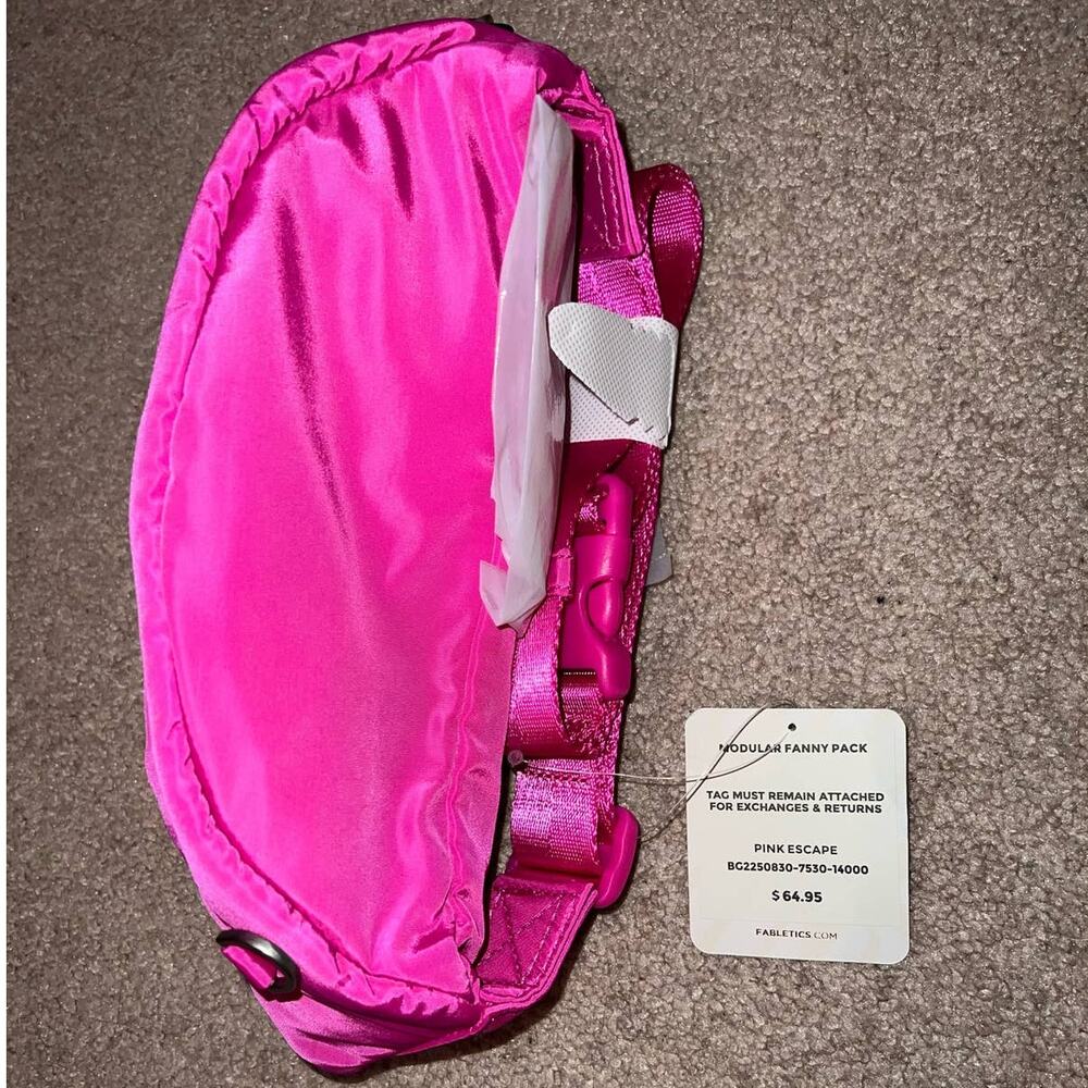 New Fabletics Modular Fanny Pack Pink Escape - Picture 4 of 5